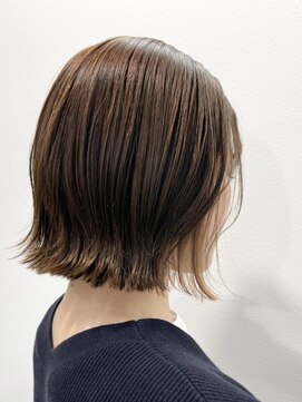 ラテ アトリエ(latte atelier) 大人可愛い/ケアブリーチ/イヤリングカラー