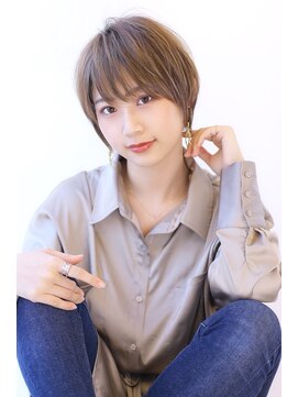 オーロ 宝塚店(ORO) 20代30代40代50代斜めバング前髪ピンクベージュマチルダボブ