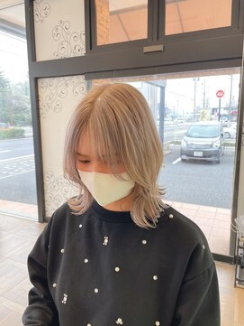 ラ ブーケ 中川中島店(La Bouquet) イメチェンブロンドベージュナチュラルくびれヘアハッシュカット