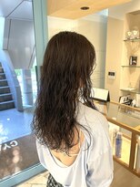 シアン 栄店(CYAN.)&nbsp;軟毛な方にオススメな細かめウェーブヘア【大石】