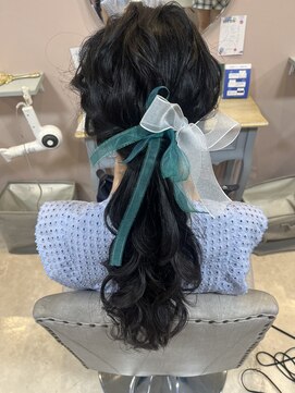 プーペ(pupe) ローポニーテール