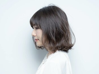 ファダスヘアー(fadas hair)の写真/【ヴィラロドラカラー導入サロン】髪に優しいカラー剤でダメージレスに綺麗を叶える◇明るい髪色もお任せ◎