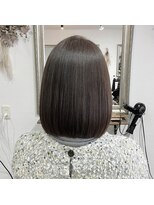 ヘアメイク アンフィ(amphi)&nbsp;ナチュラルベージュのストレートボブ..~*＊.