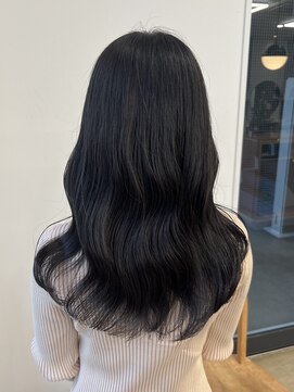 ポール(pole) 札幌レイヤーカット　暗髪レイヤーロング