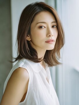 アルトリスト(Altruist Aging×HAIR&SPA) ★ダークアッシュ大人ガーリーボブ着物ミディアムレイヤーカット