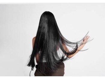 ル サロン リーカ 高見ノ里駅前本店(Le’Salon RYiCA)の写真/柔らかく、自然なラインの髪質改善ストレート♪ダメージを最小限に抑えた施術で、憧れの美髪に☆