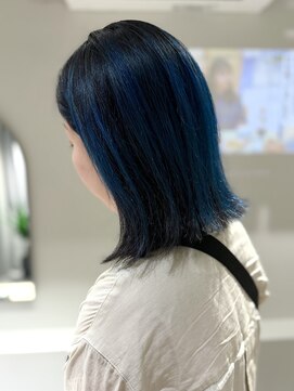 アンバー(Amber) ブルーのデザインカラー