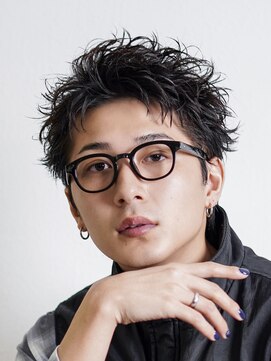 オーシャントーキョー 渋谷神南(OCEAN TOKYO) メンズカット無造作黒髪スパイキーショート刈り上げビジネス流行