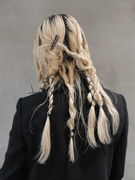 ヘアセット/ヘアアレンジ/パーティーヘア/三つ編みヘア