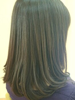 美容室 リセ(Rise)の写真/髪に優しく自然なツヤをまとうヘアマニキュア＊あなたらしさが引き立つ‘’似合わせカラー‘’をご提案♪