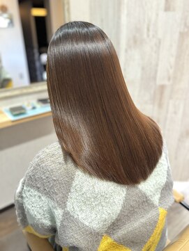 スカイ(SKY) 透明感カラー/髪質改善/縮毛矯正/韓国風レイヤーカット