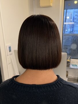 アコロン(acoron) ミニボブ/艶髪