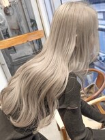 エンネ 新宿(enne)&nbsp;ホワイトカラー/ハイトーンカラー/レイヤー/髪質改善/縮毛矯正