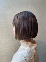 ココ(qoqo) 切りっぱなしボブ ハイライトカラー 大人ボブ