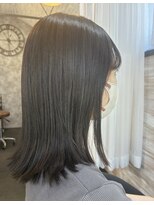 アンレーブ ヘア メイク&nbsp;艶感ナチュラルストレート/20代30代40代/秋カラー