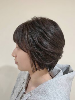レイエレガンス(Rei Elegance)の写真/髪質・骨格・クセを見極め、毎日扱いやすい再現性ともちの良い大人の似合わせカットを丁寧にご提案します。