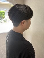 エストレーラ(estrela)&nbsp;『estrela』　センターパート×ナチュラルツーブロック