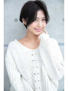 ストーリー 本川越(Story) 【Story】黒髪の似合うセンターパートエアリーショート