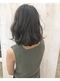 20代30代　透明感あり。暗めカーキグレージュ★