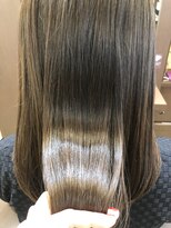 ミリュウ(Milieu) 見惚れるほどの艶。やわらか縮毛矯正でまとまるスタイルに