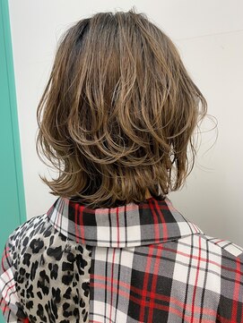 テトヘアー(teto hair) ウルフ　ハイライト　パーマ　レイヤー