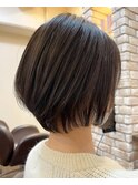 前下がり丸みショート