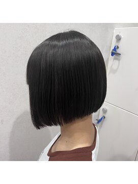 シックノアール(CHIC NOIR) つやつやボブ