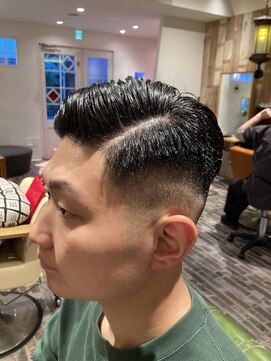 リリーコナー 武蔵小杉(LilyConnor) 武蔵小杉/メンズ/ヘッドスパ/眉毛/バーバー/フェード