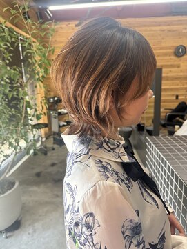 ラロ(raro) ショートウルフ