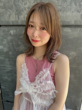 モナバイルーブル(MONA by Louvre) 【MONA】くびれミディ/シースルーバング/ハイトーンカラー