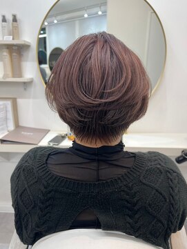 アルトル 池袋(altru) ◇大人可愛い20代30代40代50代前下がりショートボブ丸みショート