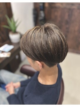 ノム(nomu) ハンサムショート