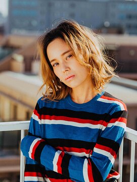 スタリー(Starry) ハイトーンミディアム20代/30代/40代/ハレマチ通り