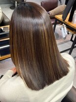 シャルムバイケンジ(Charm.by KENJE)&nbsp;暗めカラーグランマッシュデザインカラー髪質改善20代30代有楽町