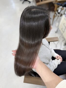 ハピネス 梅田茶屋町店(HAPPINESS) 韓国風/レイヤーカット/顔周り/顔まわり/髪質改善/ベージュ