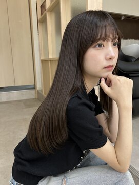 アム 表参道(am) 小顔サイドバング【小顔薄めバンググレージュレイヤーロング】