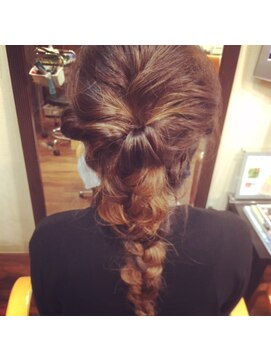 ディーセブン ヘアーリゾート(D seven Hair Resort) 編み込みセット