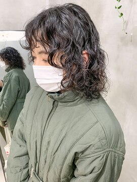 テトヘアー(teto hair) ミディアムウルフ、くるくるパーマ、スパイラルパーマ