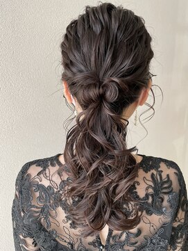 オウルヘアー(Owl hair) ローポニーアレンジ/ロング/結婚式
