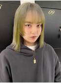 イエローホワイトグレージュケアブリーチウルフ