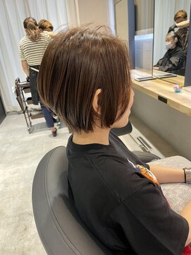 オペラバイジーナ(OPERA by ZINA) ショートボブ