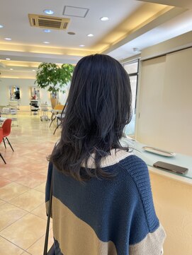シュヴー 西葛西(CHEVEUX) 【流行りのレイヤー】抜け感で可愛いアッシュカラー