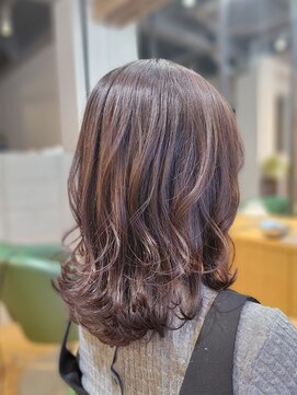 レン(Re:N) 鎖骨下セミロング