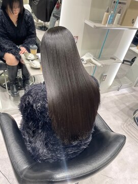 ベール(Vale) シルクのような滑らかなストレート 髪質改善酸熱トリートメント