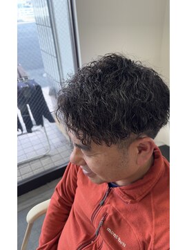 リル(lil) (髪質改善/メンズカット/インナーカラー/ケアブリーチ/学割U24)