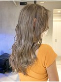 ブリーチピンクベージュボブレイヤーミディアムカットグレージュ