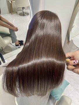 エクララ(eclala) "すっぴん髪"も美人髪に☆【美髪矯正】