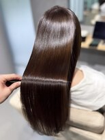 シンカ(shinka)&nbsp;【20代】/髪質改善/縮毛矯正/表参道/ブリーチ縮毛矯正