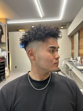 メンズココ(Men’s COCO) ツイスパ　フェード