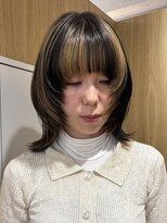 カシェル トウキョウ(Cashel Tokyo)&nbsp;顔周りカット　顔まわりレイヤー　重ためウルフ